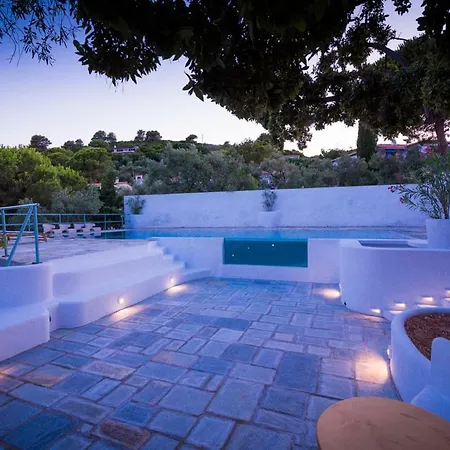 Arios, Pool, Jacuzzi And Sea וילה *