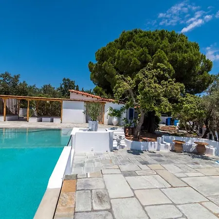 וילה Arios, Pool, Jacuzzi And Sea