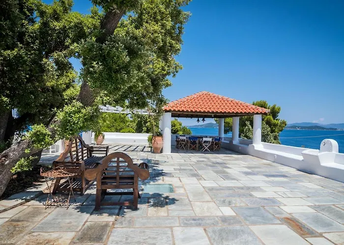 Arios, Pool, Jacuzzi And Sea Villa *