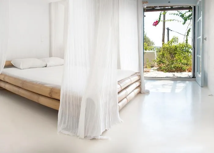 Arios, Pool, Jacuzzi And Sea *