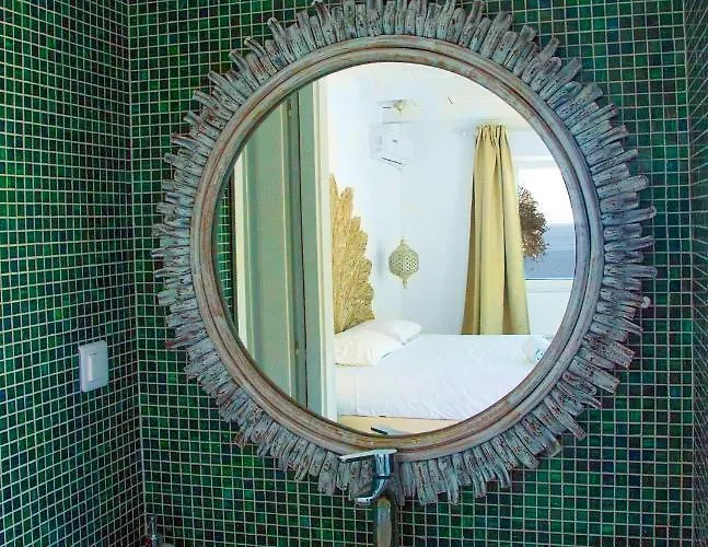 Arios, Pool, Jacuzzi And Sea *