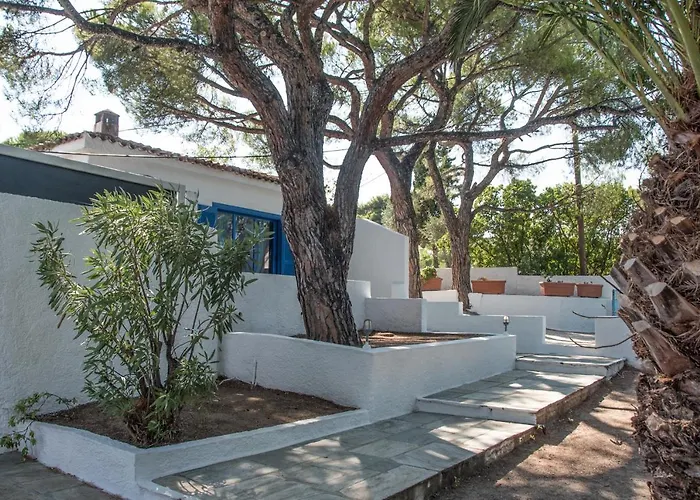 Arios, Pool, Jacuzzi And Sea Kanapitsa (Skiathos)