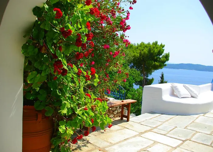 Arios, Pool, Jacuzzi And Sea *