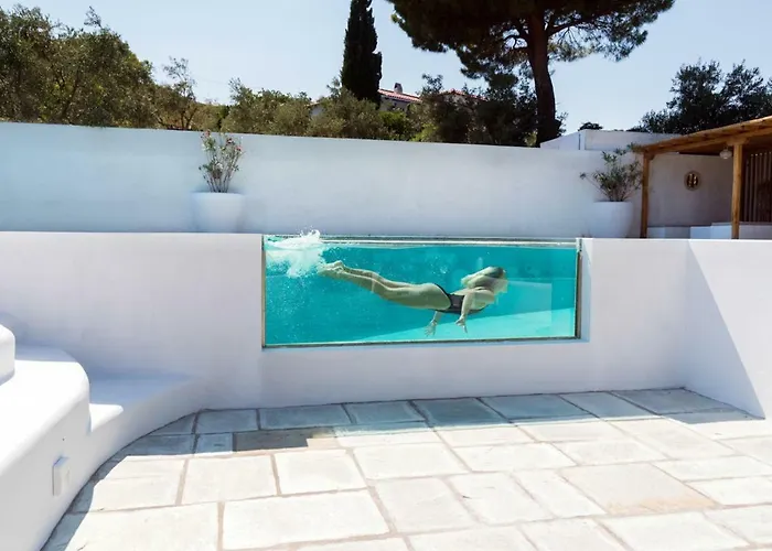 Arios, Pool, Jacuzzi And Sea Kanapitsa (Skiathos)